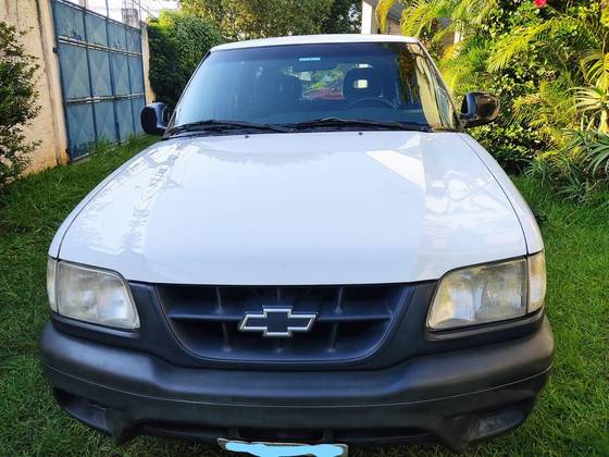 CHEVROLET BLAZER 4.3 SFI STD 4X2 V6 16V GASOLINA 4P MANUAL CHEVROLET BLAZER 4.3 SFI STD 4X2 V6 16V GASOLINA 4P MANUAL